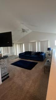 Luxury apartment in suburbs - Sterling Heights - 7