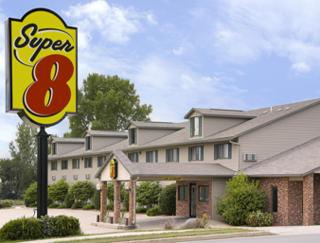 Super 8 by Wyndham Monroe WI - Monroe - 9