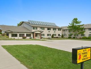 Super 8 by Wyndham Monroe WI - Monroe - 5
