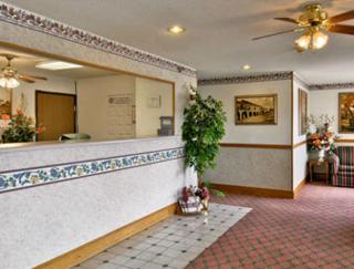 Super 8 by Wyndham Gardner - 8