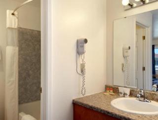 Days Inn by Wyndham Seattle North of Downtown - Seattle - 4