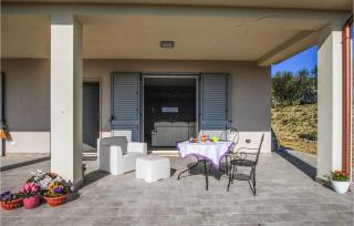 Lovely Home In Appignano Del Tronto - Appignano del Tronto - 6