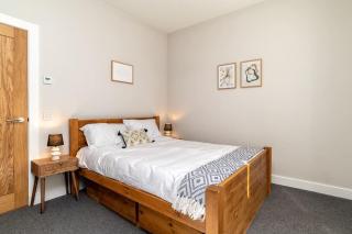 West End @ Netflix @ Newly Built - 1