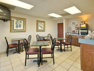 Super 8 by Wyndham Conway - Conway - 7