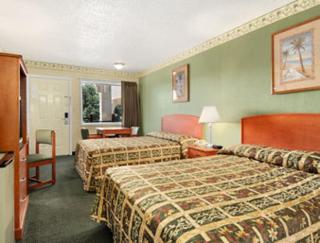 Super 8 by Wyndham Shreveport - Shreveport - 3