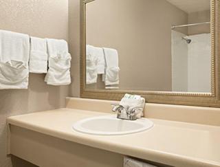 Super 8 by Wyndham Gainesville TX - Gainesville - 3