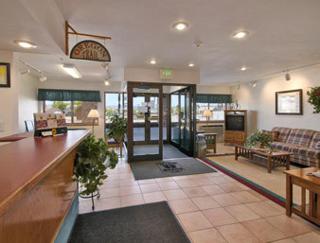Super 8 by Wyndham Montpelier - Montpelier - 8