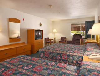 Super 8 by Wyndham Montpelier - Montpelier - 5