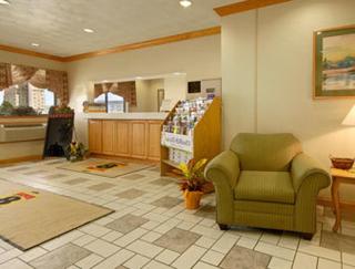 Super 8 by Wyndham Uniontown PA - Uniontown - 8