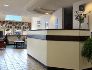 Microtel Inn & Suites by Wyndham Franklin - 8