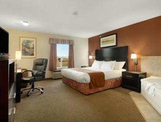 Super 8 by Wyndham Meadow Lake - Meadow Lake - 4