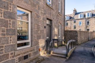 * Ground Floor * The Grove * - Aberdeen - 9