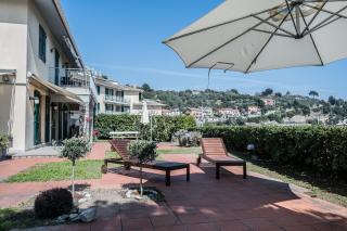 La terrazza tra cielo e mare - 8