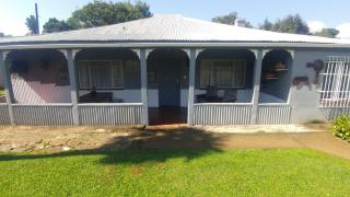 Four Seasons Self-Catering Guest House - Graskop - 9