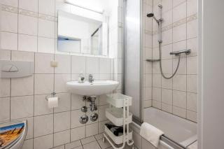 Residenz am Strand Wohnung 1-17 - Zingst - 1