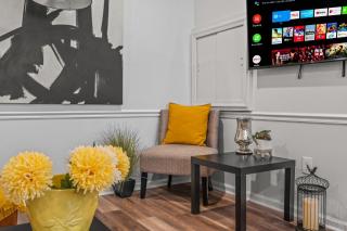 East Passyunk Trendy Apartment - 3