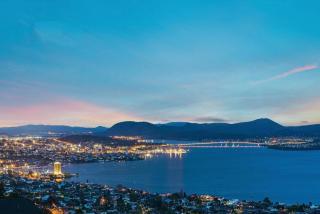 Nicholas House - Luxury with river & city views - 2