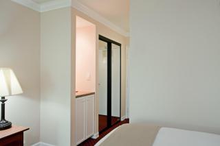 Holiday Inn Express Van Nuys by IHG - Van Nuys - 3