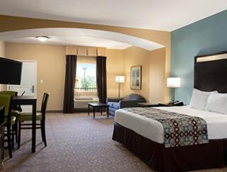 Days Inn & Suites by Wyndham Gonzales TX - Gonzales - 3