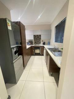 Priceless Cove. Garden Cottage - Midrand - 6