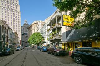 Roami at Bourbon Place - 3