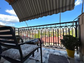 YellowHouse - Prishtinë - 6