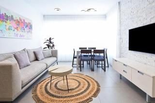 Spacious 3BR on Frishman Beach by HolyGuest - Tel Aviv - 0