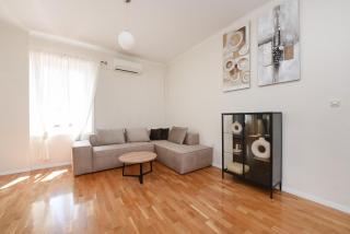Apartment Karuzz Heated Jacuzzi - 2