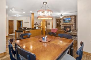 Bearfoot Lodge - 1