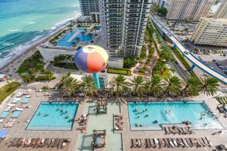 Gorgeous Views Await in Your Beachfront Condo - 2