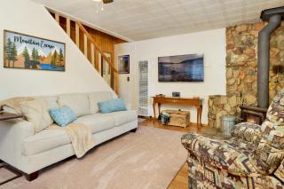Mountain Escape by Big Bear Vacations Adorable Bear City Family Retreat - 0