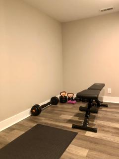 Cozy Getaway near SLC Airport & Downtown - 1st floor Apartment - 2