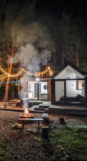 Odpoczynek Domki Pod Dębem z Opcją Jacuzzi - 0