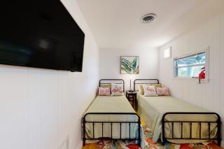 Coconut Grove - Placida - 3