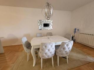 Luxury Central Apartment - Strumica - 8
