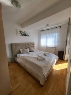 Luxury Central Apartment - Strumica - 2