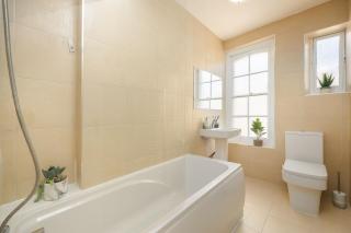 Modern One Bedroom Apartment Next To Old Street - 7