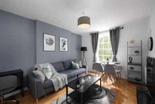 Modern One Bedroom Apartment Next To Old Street - 6