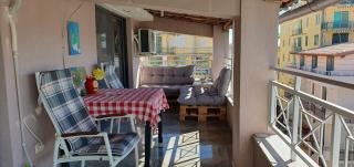 SUNTAN Lovely Apartment - Golem - 9