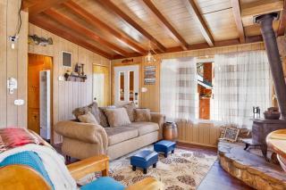 Ski View Chalet by Big Bear Vacations Central Moonridge Hillside Retreat - 9