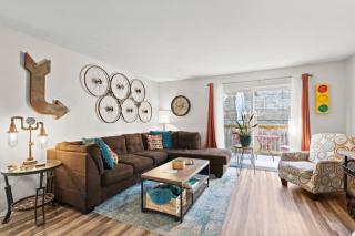 Stylish Stay in Branson's Heart! - Branson - 9