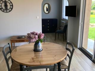 Gîte de Charme : Calme, Nature, Proche du Mans, Terrasse, Jardin, Parking Privé - FR-1-410-397 - Montbizot - 1