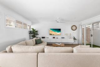 The Sunrise Cubby House - Sunrise Beach - 1