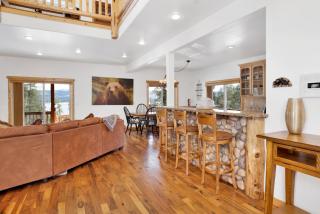 Cozy Lakeview Hideaway by Big Bear Vacations Amazing Fawnskin Log Cabin Chalet - 2