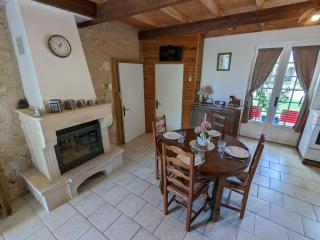Charmante maison avec jardin privatif, proche des activités nature et des vignobles de Cognac - FR-1-653-221 - Saint-Sulpice-de-Cognac - 3
