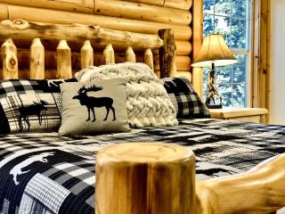 Backwoods Bonanza - Big Cabin With Hot Tub! - Duck Creek Village - 8