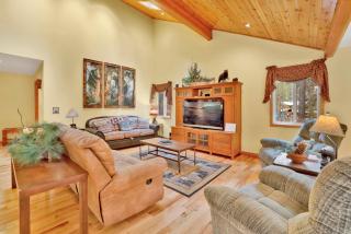 Fawnskin Log Cabin- Luxurious Group Log Cabin Estate- Hot Tub- Walk to Lake - 9