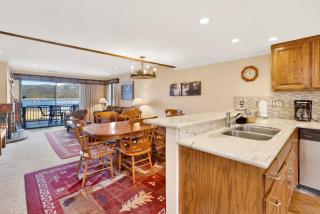 Forest Shores Lake View Condo by Big Bear Vacations Lakefront Village - 2
