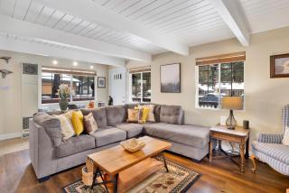 Tinker Bell Gambrel by Big Bear Vacations Ultra Relaxing Bear City Retreat - Big Bear City - 8