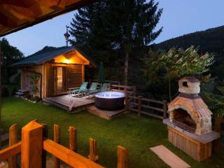 Chalet in St Martin with Sauna & Mountain Views - 3